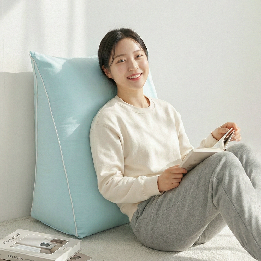 집앤콕 탄탄한 삼각 등받이쿠션, 스윗소다 상세 이미지 1